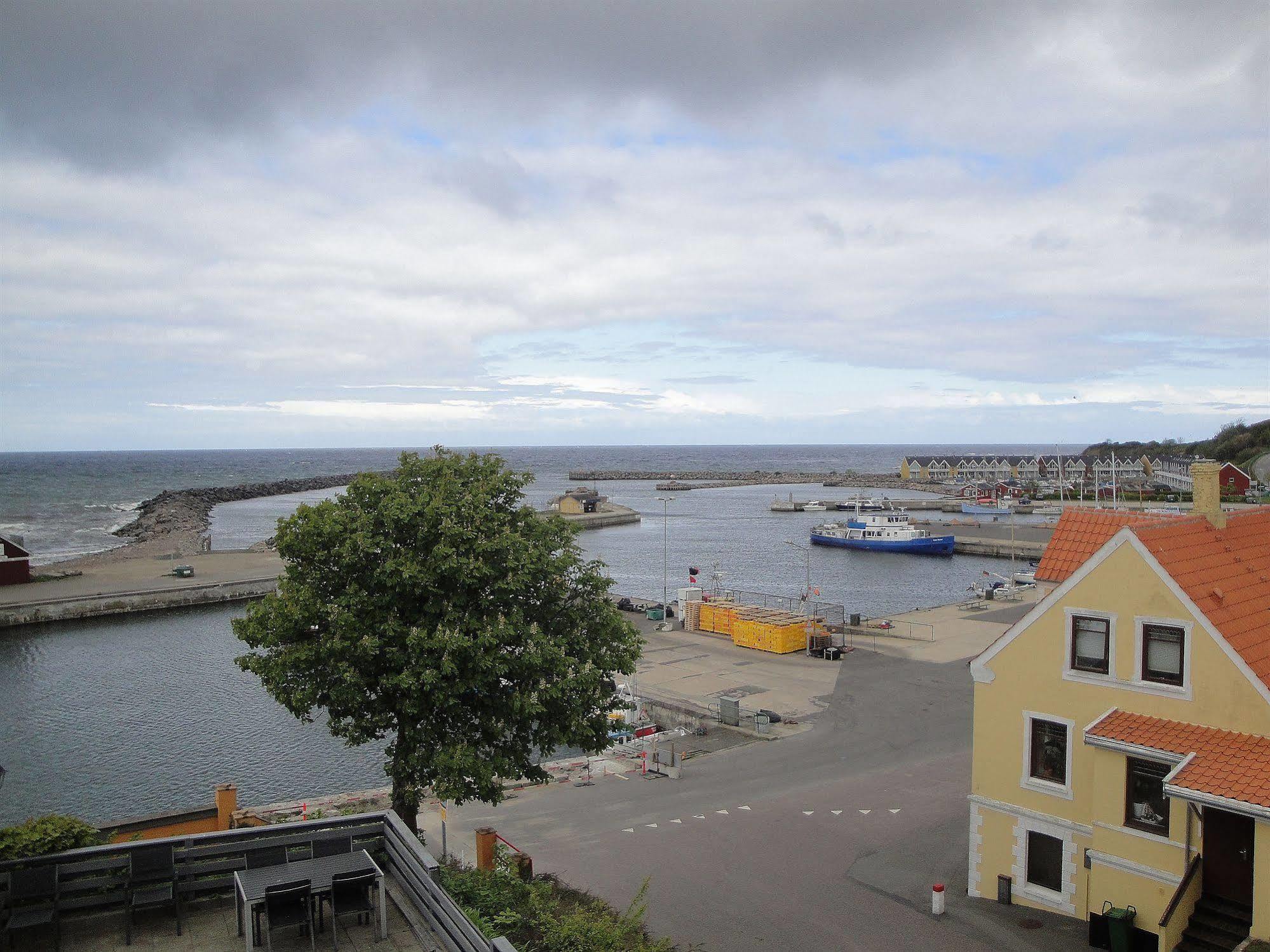 Hotel Kysten Hasle Exterior foto